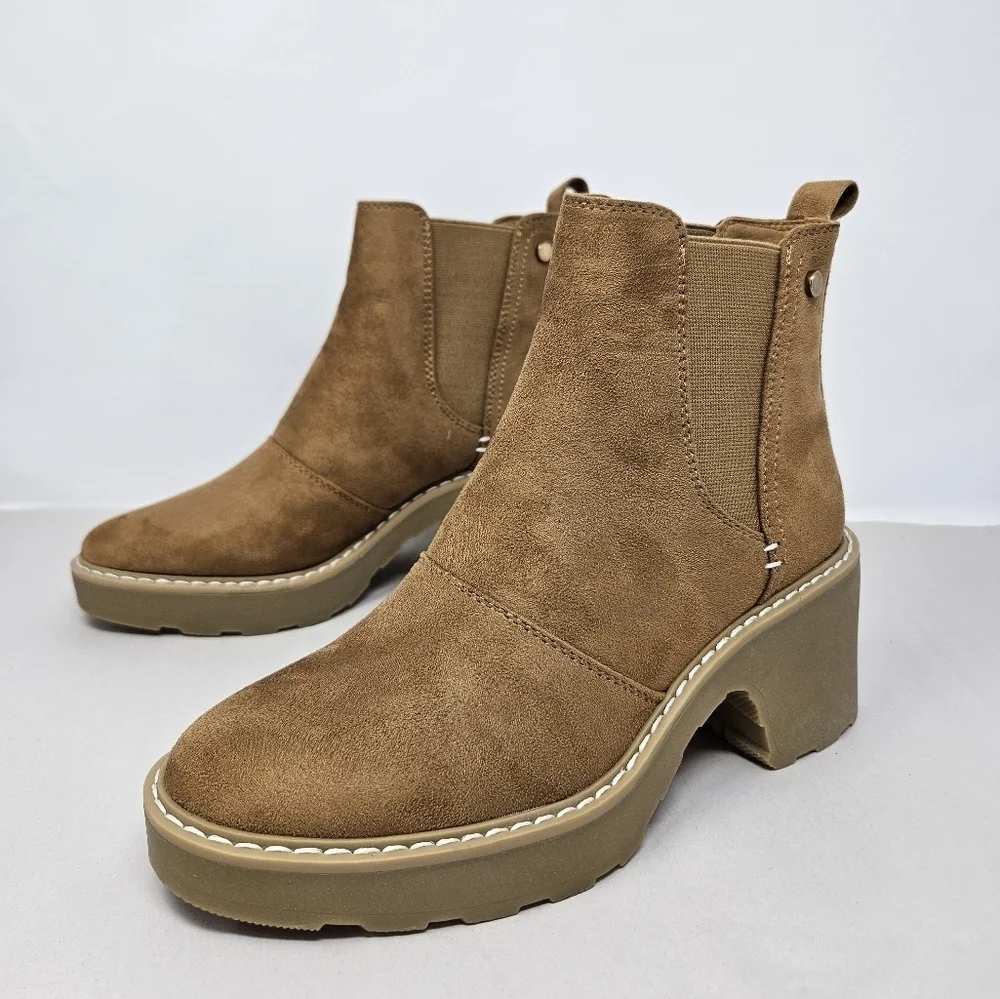 Vodvob Ankle Boots Womens Sz 7 Carmel Faux Suede Chelsea Pull On Chunky Heel